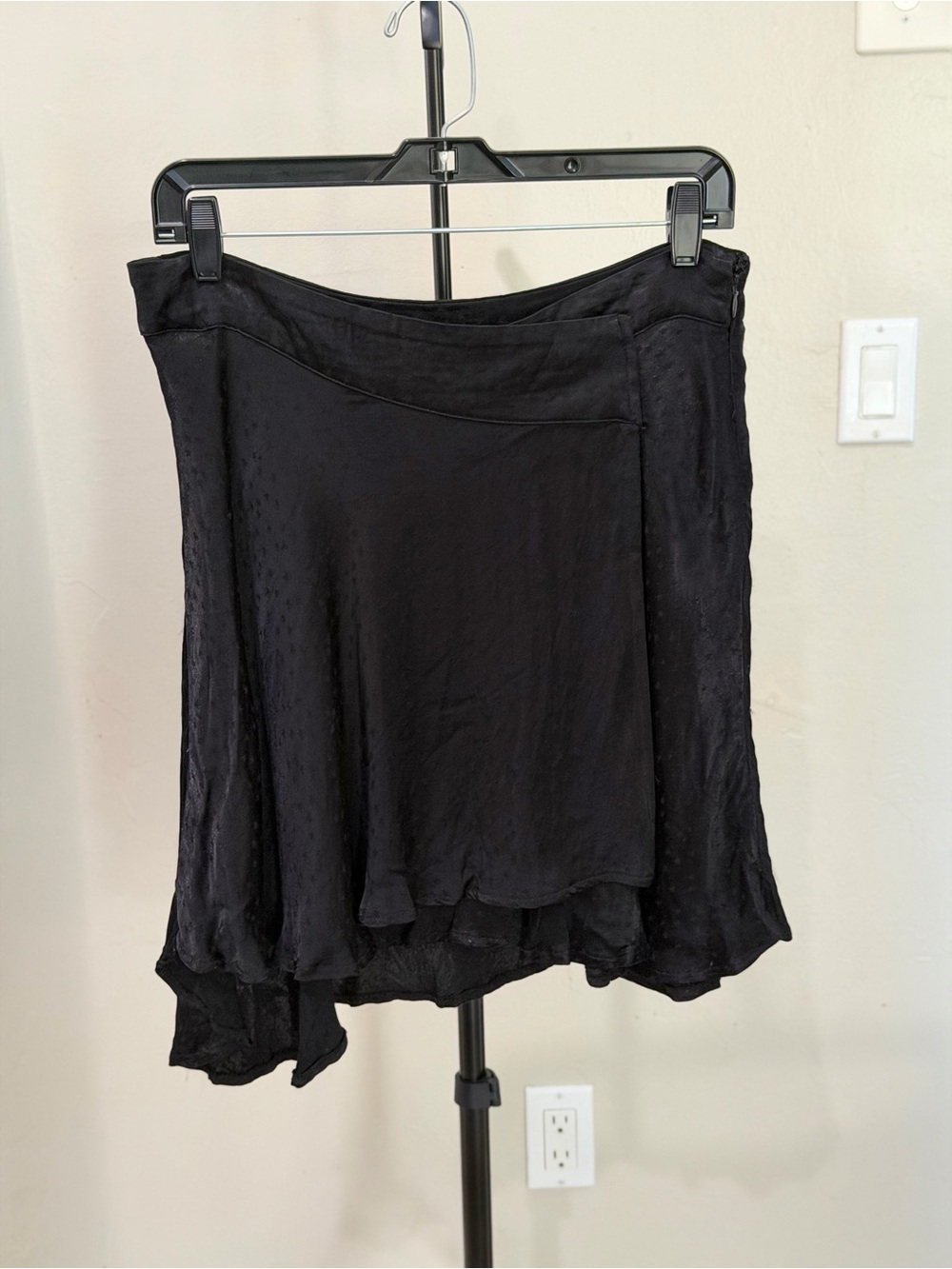 Free People Black Star Pattern Asymmetrical Witchy Skirt Size 12 Practical Magic
